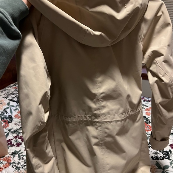 lululemon Rain On Jacket Size 6 - Picture 4 of 6